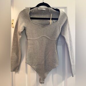 Abercrombie & Fitch Gray Square-Neck Long Sleeve Bodysuit